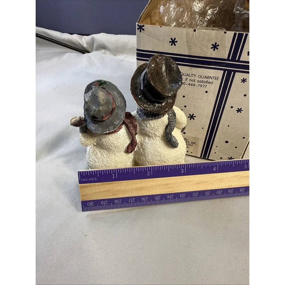 Vintage Snowman Serenade Figurine Item No. 668 Christmas Holiday Decor Orig Box